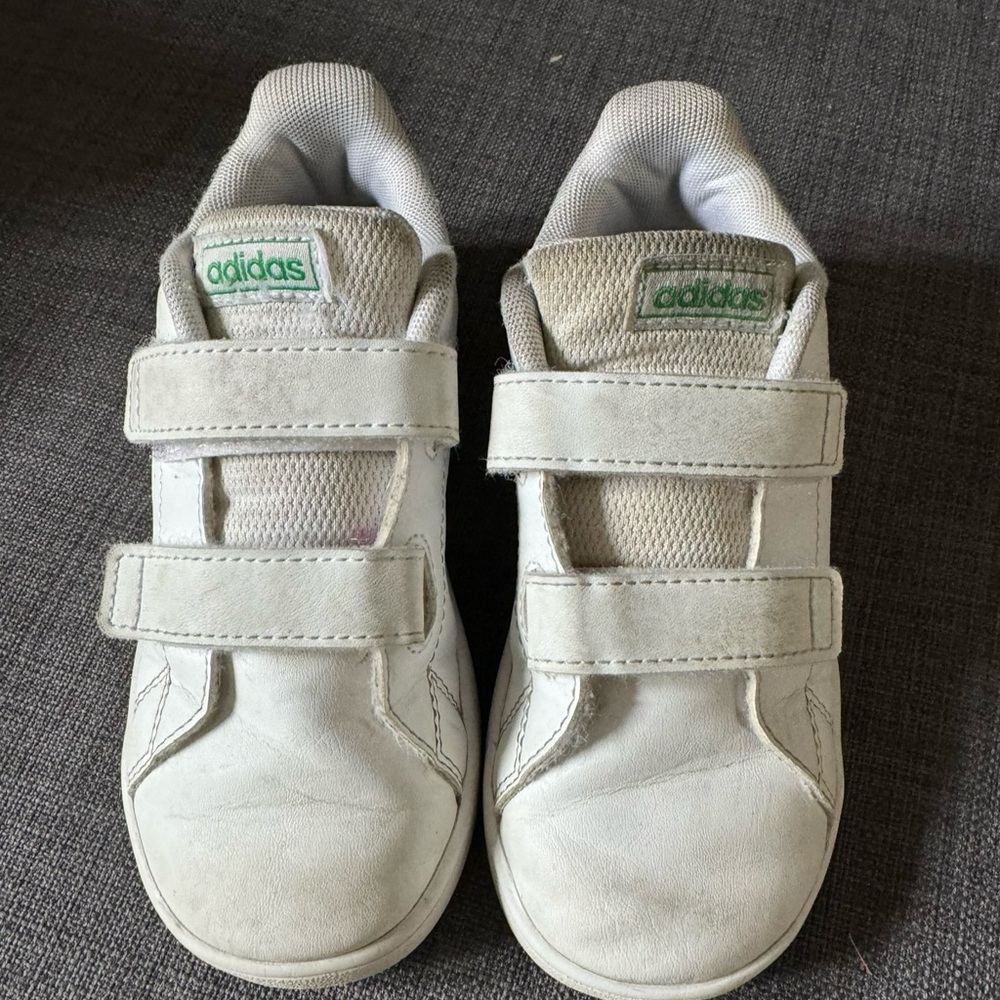 Adidas 10C shoes
